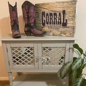 COWBOY BOOTS Black-Pink Wing & Cross with Studs.